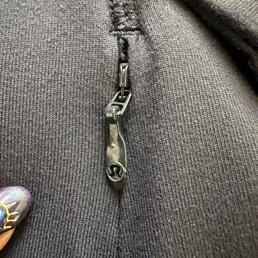 Lululemon Runderful Long Sleeve - Picture 3 of 7